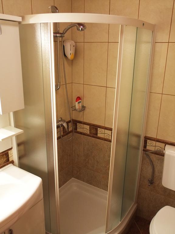 Bed & Breakfast Vila Stanisic Пожега Номер фото
